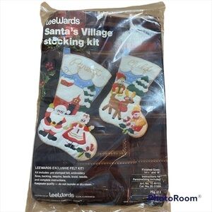 Vintage Leewards Santa’s Village Stocking Kit NEW Parent Child Santa Mrs. Claus